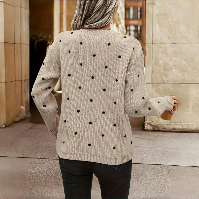 Esmee – Classic Dotted Sweater