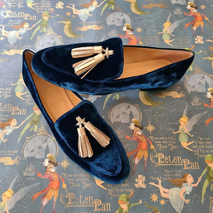 MIDNIGHT ELEGANCE LOAFERS WITH CHAMPAGNE TASSELS