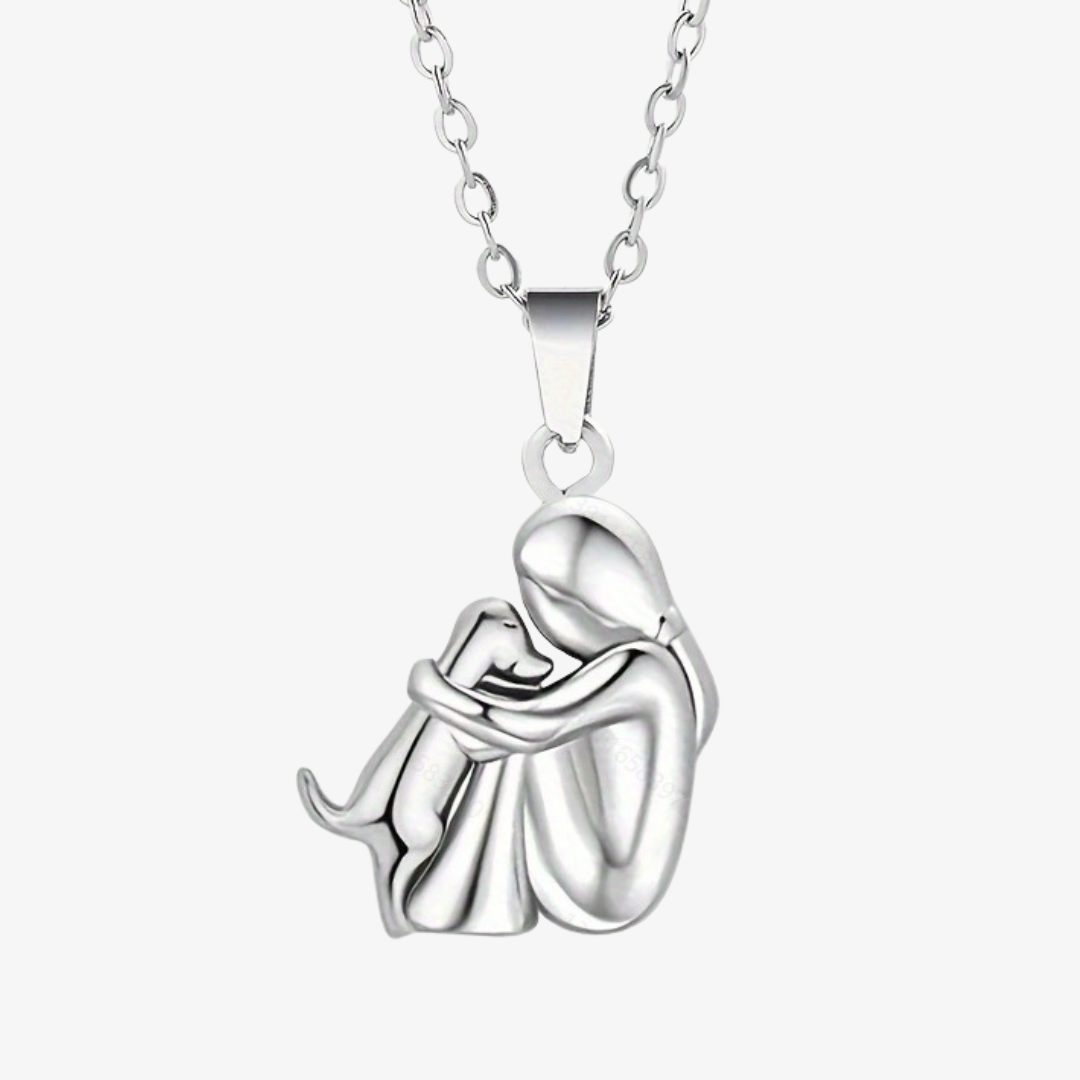 Elin – Timeless Dog Love Pendant
