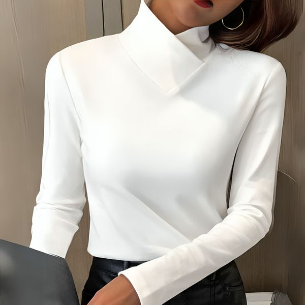 Beverley – Elegant Turtleneck Fit