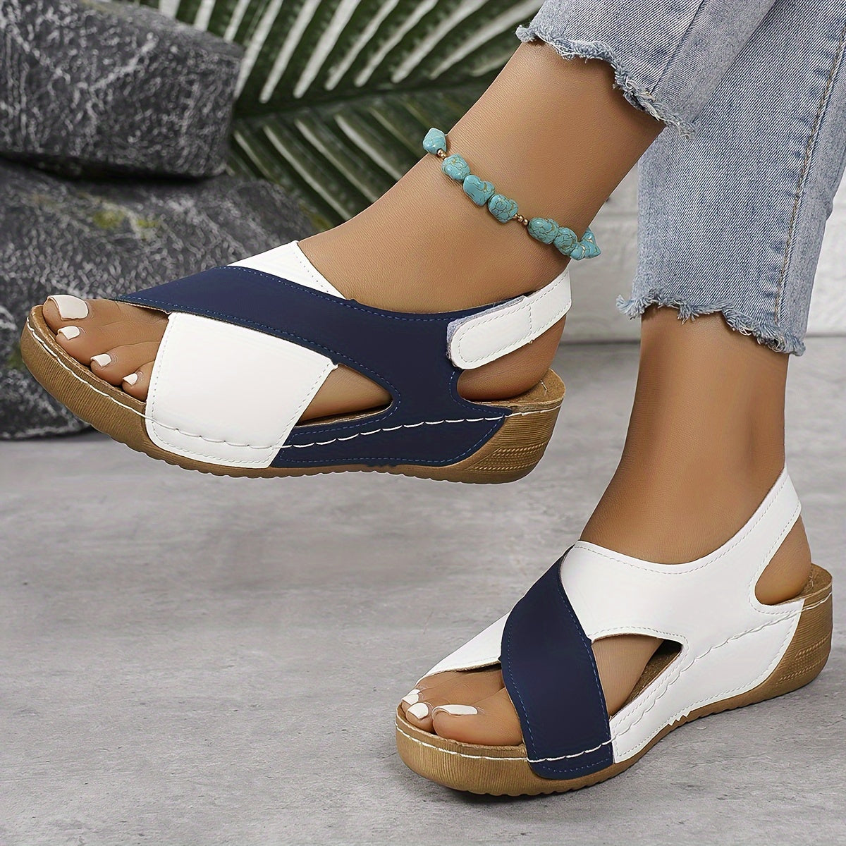 Laura – Comfortable Orthopedic Sandal