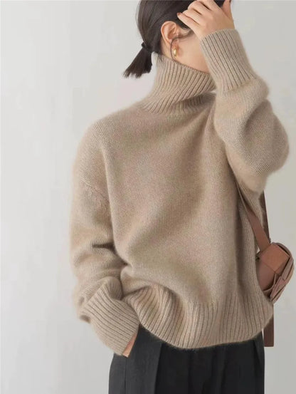 Simone – Soft & Sophisticated Turtleneck Sweater